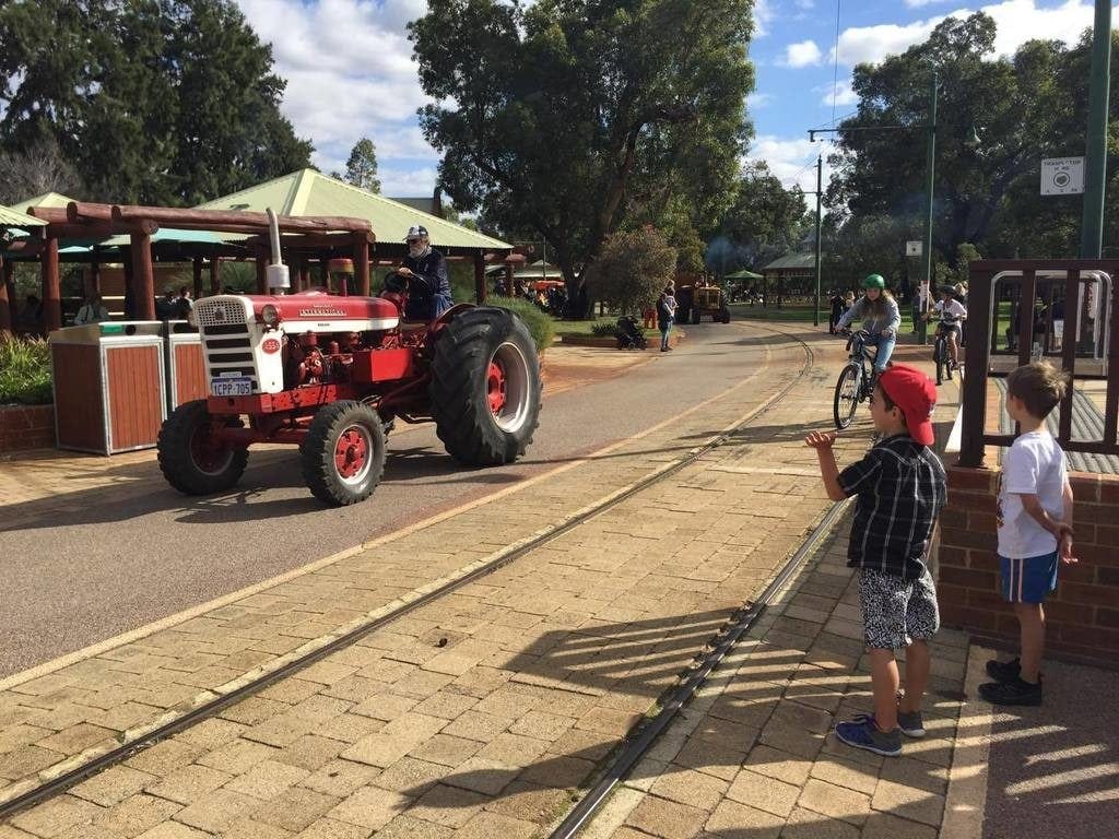 Tractor Parade, Whiteman Park