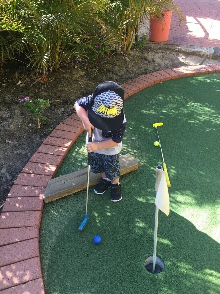 Oasis Supa Golf and Adventure Putt Mini Golf from parents who travel