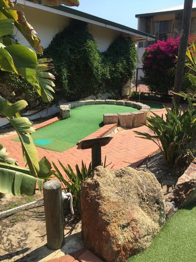 Oasis Supa Golf and Adventure Putt Mini Golf, Kids Fun