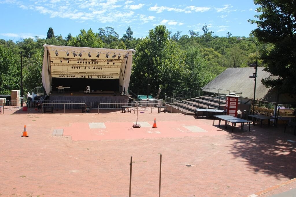 Mundaring Weir Hotel