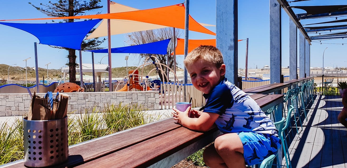 The Amberton Beach Bar and Kitchen, Eglinton