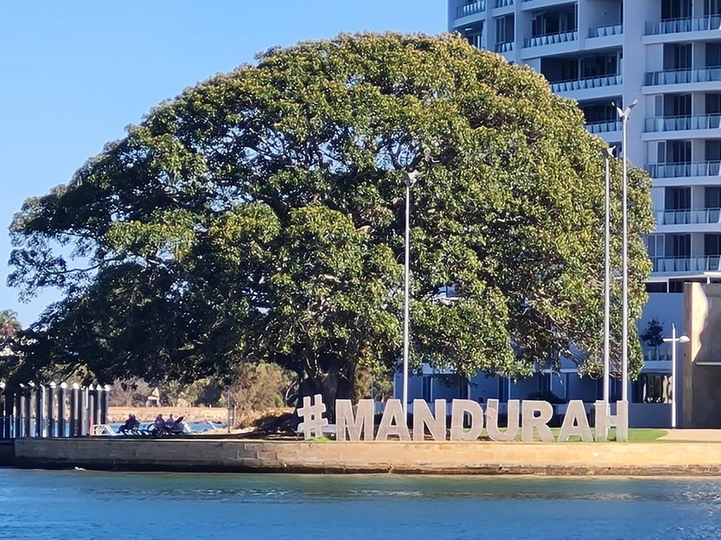 Hummingbird Waterside Cafe, Mandurah