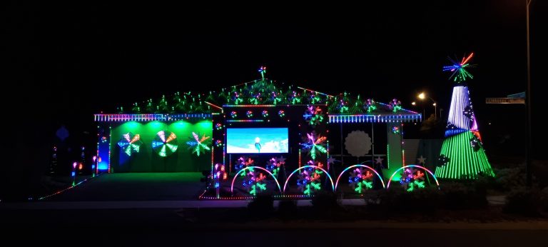 AlkimosBeachLights3 768x346