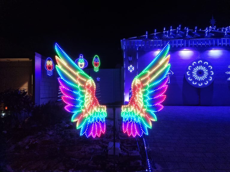 AlkimosBeachLightsWings 768x576