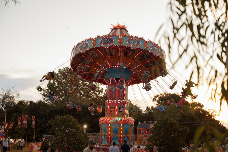 JK25 BuggyBuddys School Hol Web Ad 900x600 05 768x511