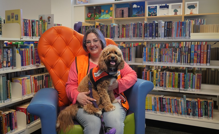 Star Wars Reads with Taega the Story Dog